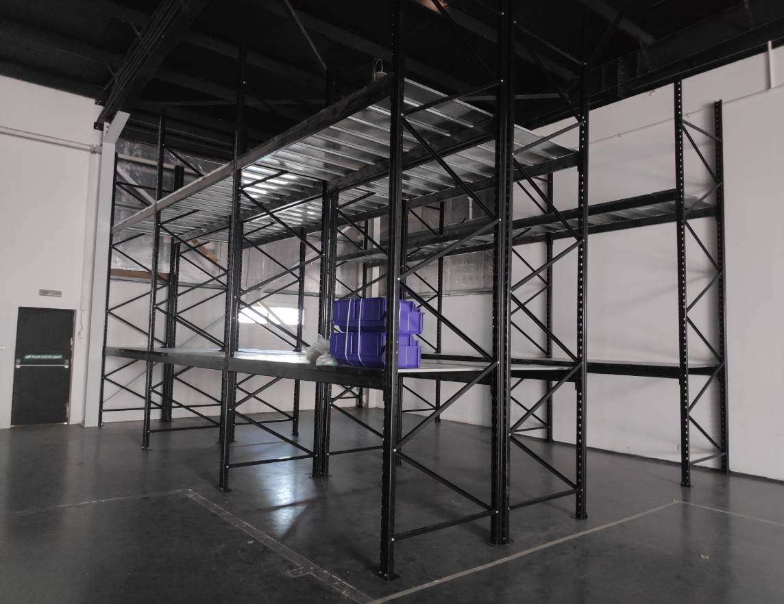 Black Heavy Duty Racking system for extra warehouse storage in UAE